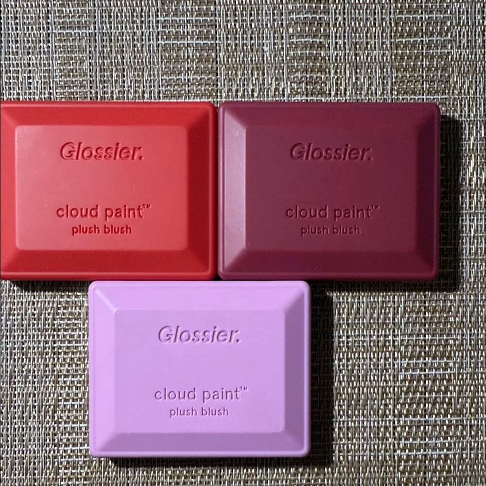 SOLD OUT 
Glossier for kjanenny25
Cloud, paint plush blush